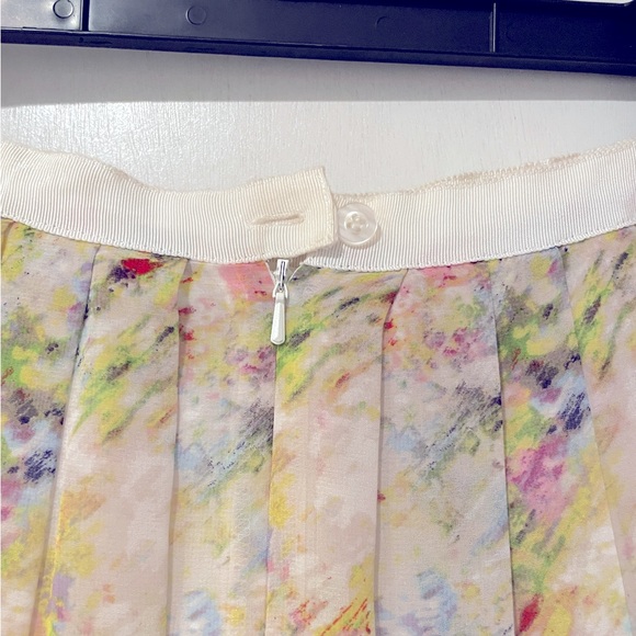 Bebe Spring Floral Pattern Skirt Pastel Print excellent used condition size S - Picture 4 of 13